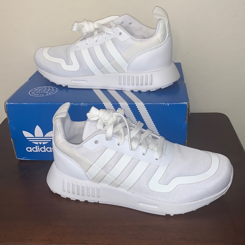 ADIDAS BRAND NEW IN BOX SIZE 5.5 MULTIX J ALL WHITE ATHLETIC SHOES